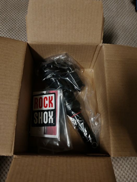 Nowy damper amortyzator tylni Rock Shox Super Deluxe Select R 205x65