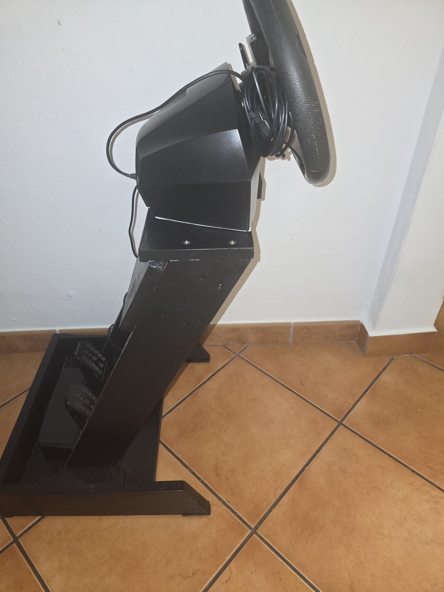 Volante ps4 com suporte em madeira leve e resistente