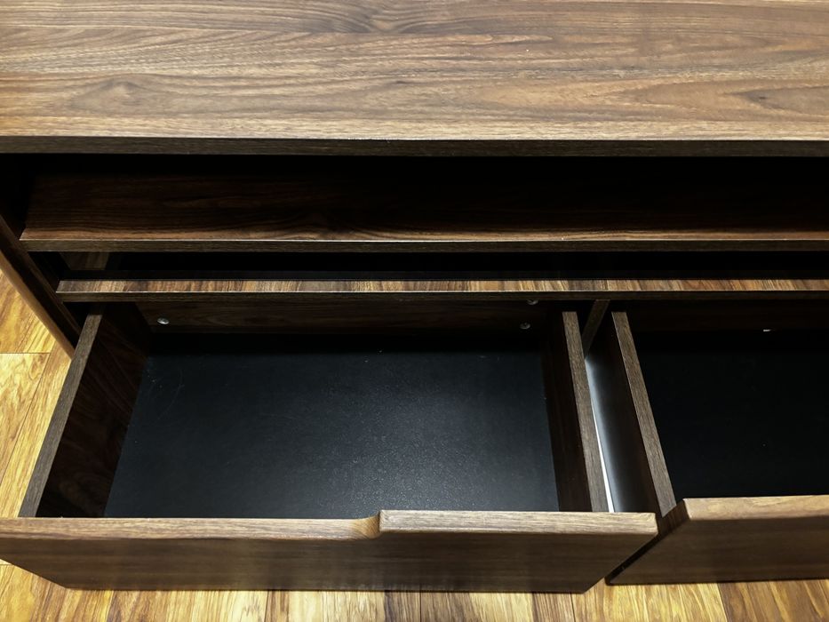 Szafka RTV- ciemny brąz