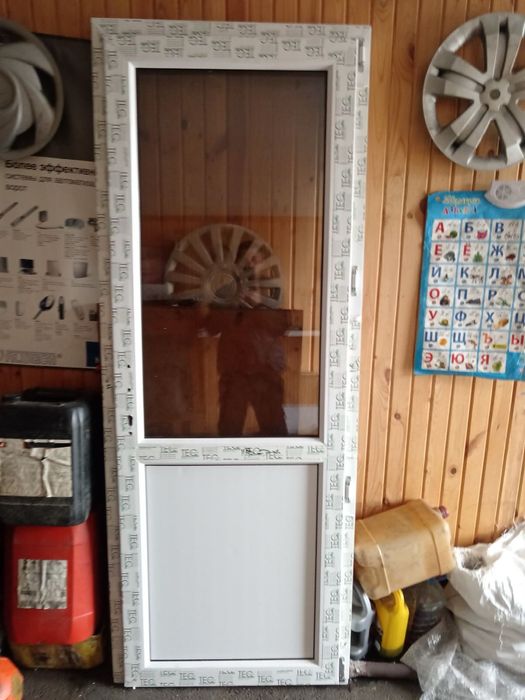 Продам двері у ванну та туалет