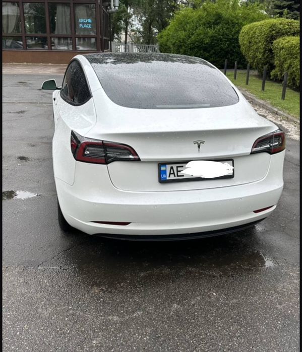 Аренда Tesla Model 3 Dual motors 2021 года  82квт/ч 500 км хода