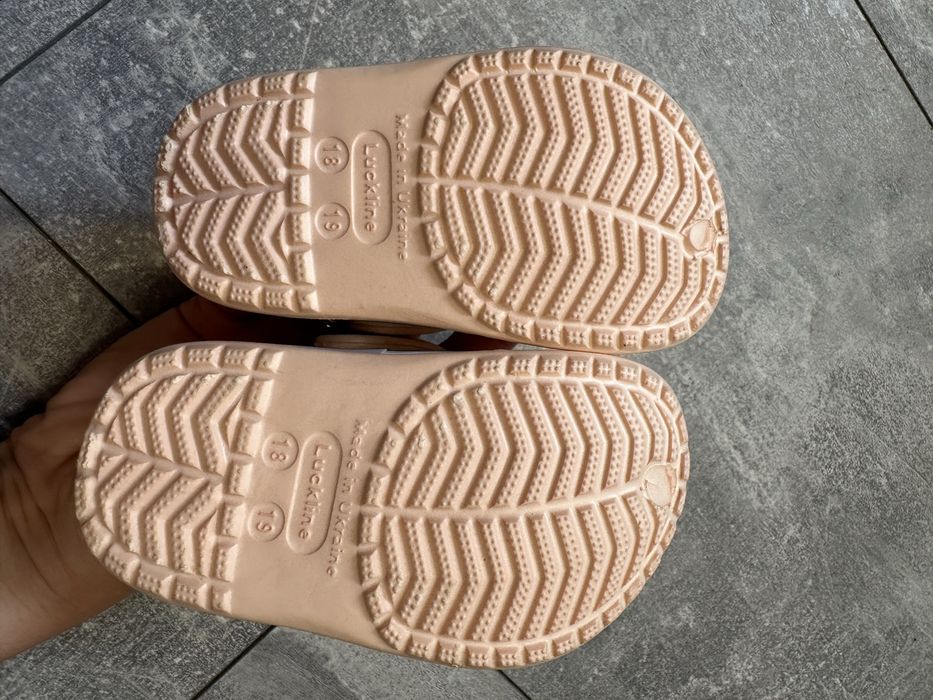 Тапочки на девочку