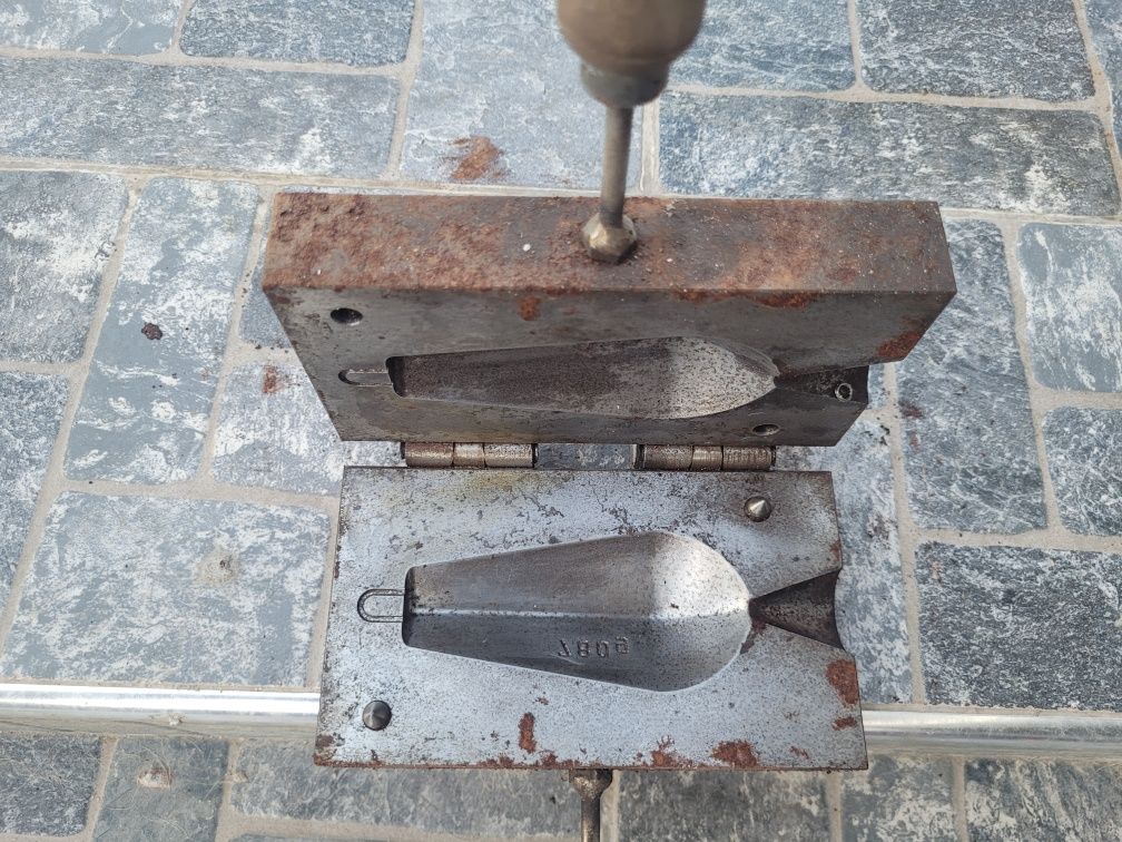 Formas para chumbadas de pesca