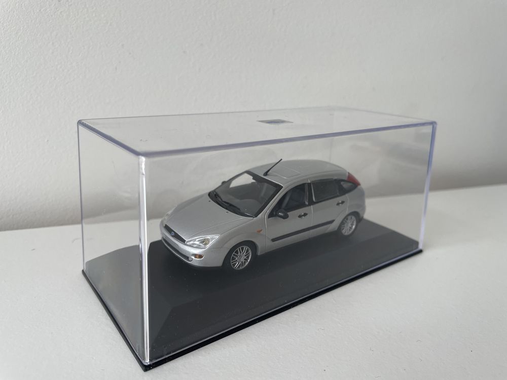 20. Model Ford Focus 1:43 Minichamps Paul’s Model Art