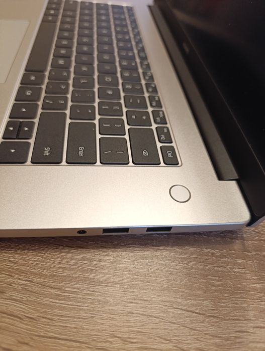 HUAWEI MateBook D15 8 GB
