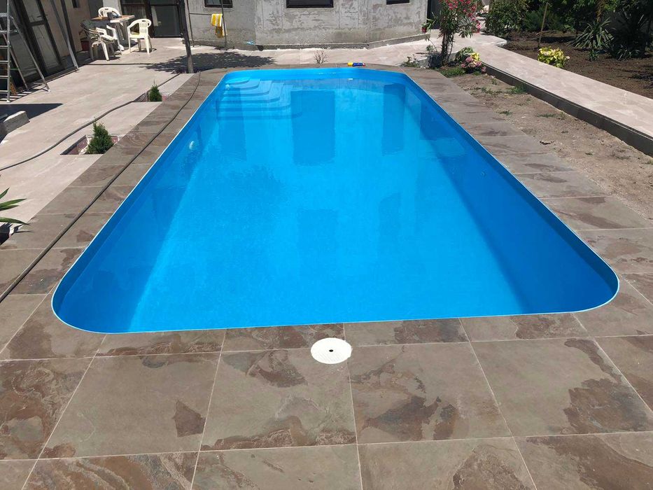 Чаша для басейну на замовлення