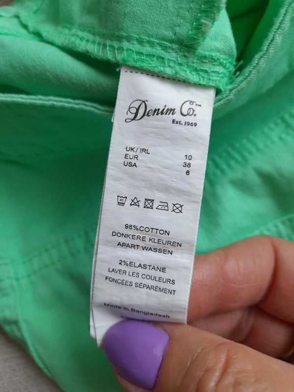 Szorty damskie nowe z metką.Marka
Denim & Co.