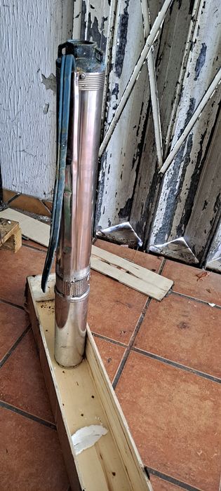 Vendo bomba de água para poço ou furo