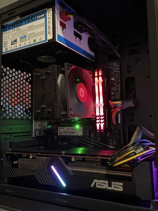 RX 5700 XT | Ryzen 5 4500 | 16GB DDR4 | 256GB SSD | 550W Ігровий ПК