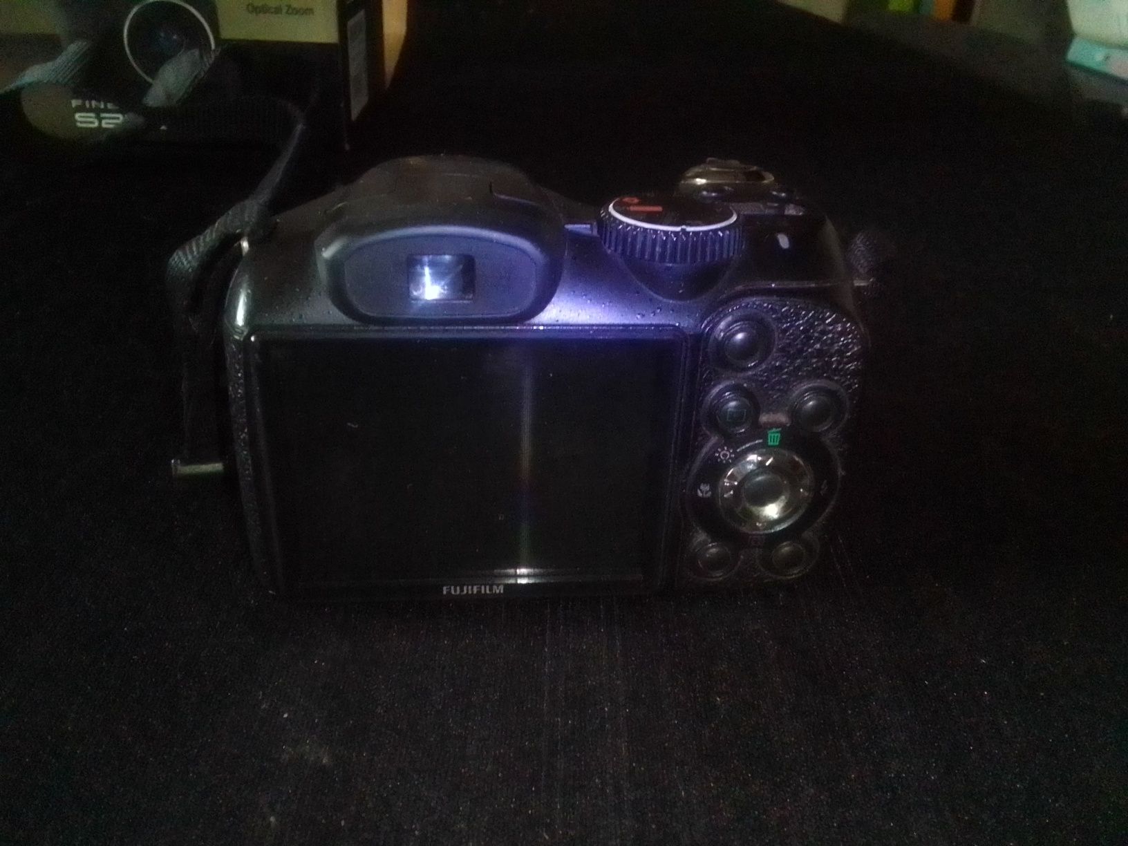 Fujifilm s2500 HD