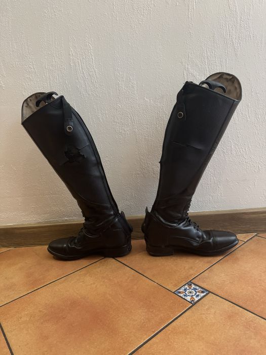 Oficerki Tattini rozmiar 37 M
