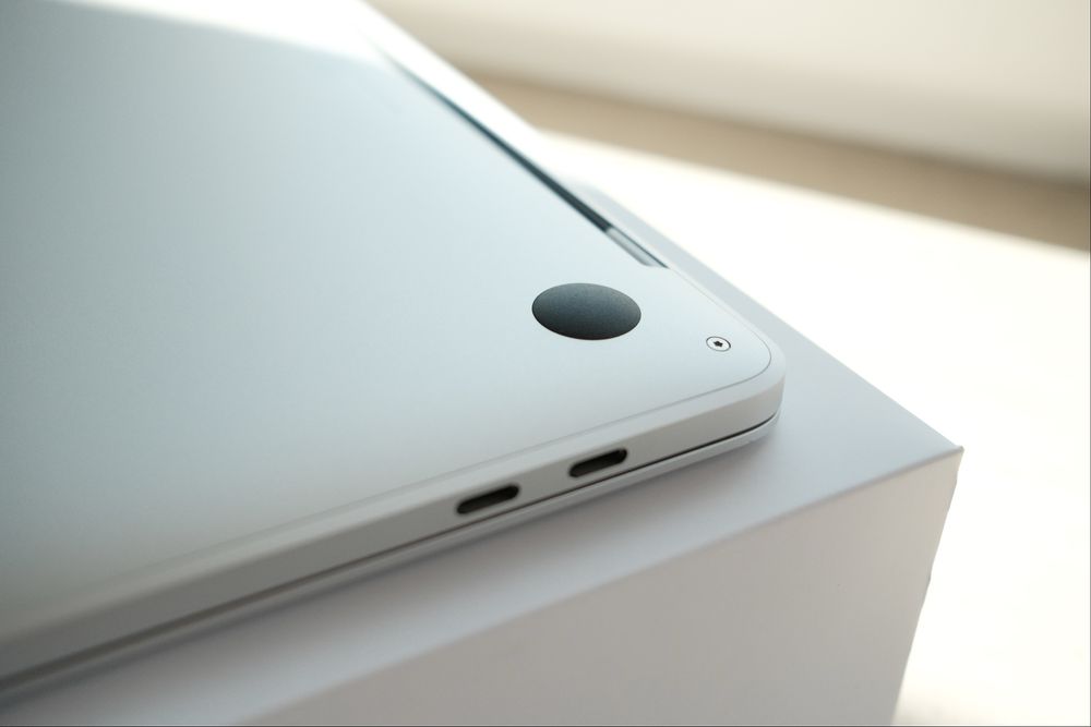 Apple MacBook Pro 13” M1 8/512 GB Srebrny (STAN IDEALNY) MacBook Air