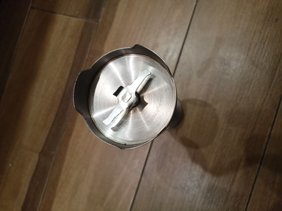 Blender ręczny Bergner 1000 watt uszkodzony