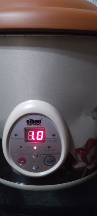 Мультиварка ELBEE
