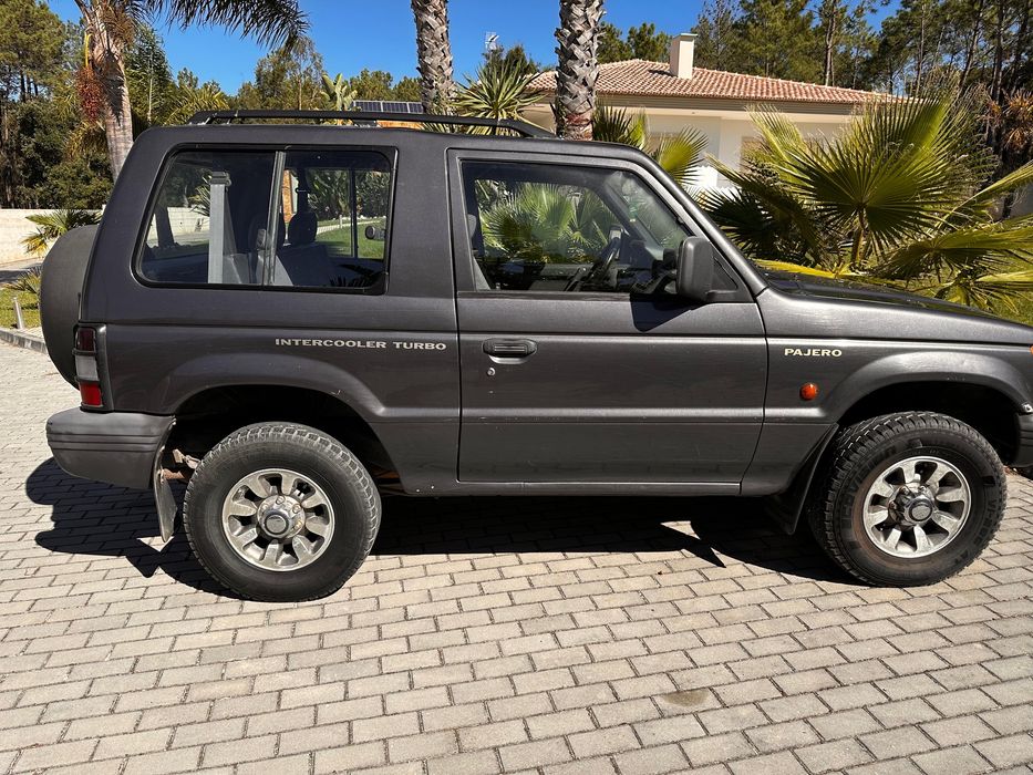 Mitsubishi Pajero MK2