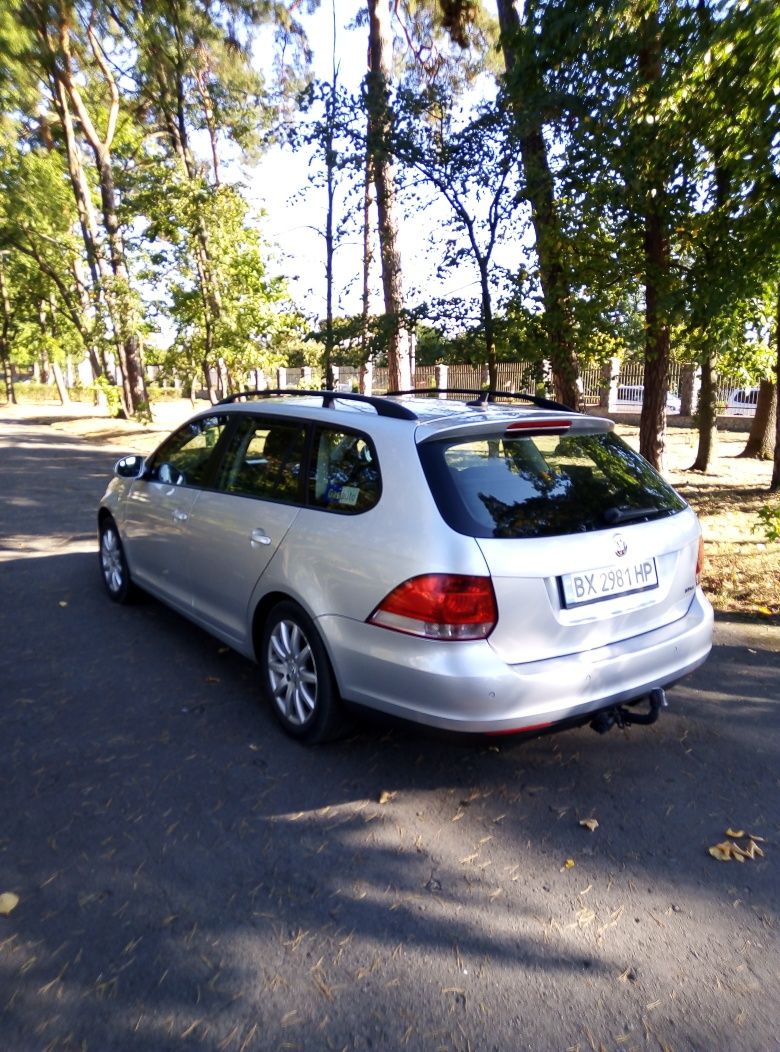 Фольцваген Golf Variant 1,6 газ-бензин. 2009р.