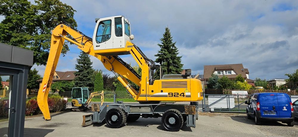 Liebherr A 924C przeładunkowy 2012 rok produkcjii sprowadzony  <<Koparka przeładunkowa Liebherr A924C, 2012rok, sprowadzona!chwytak>>