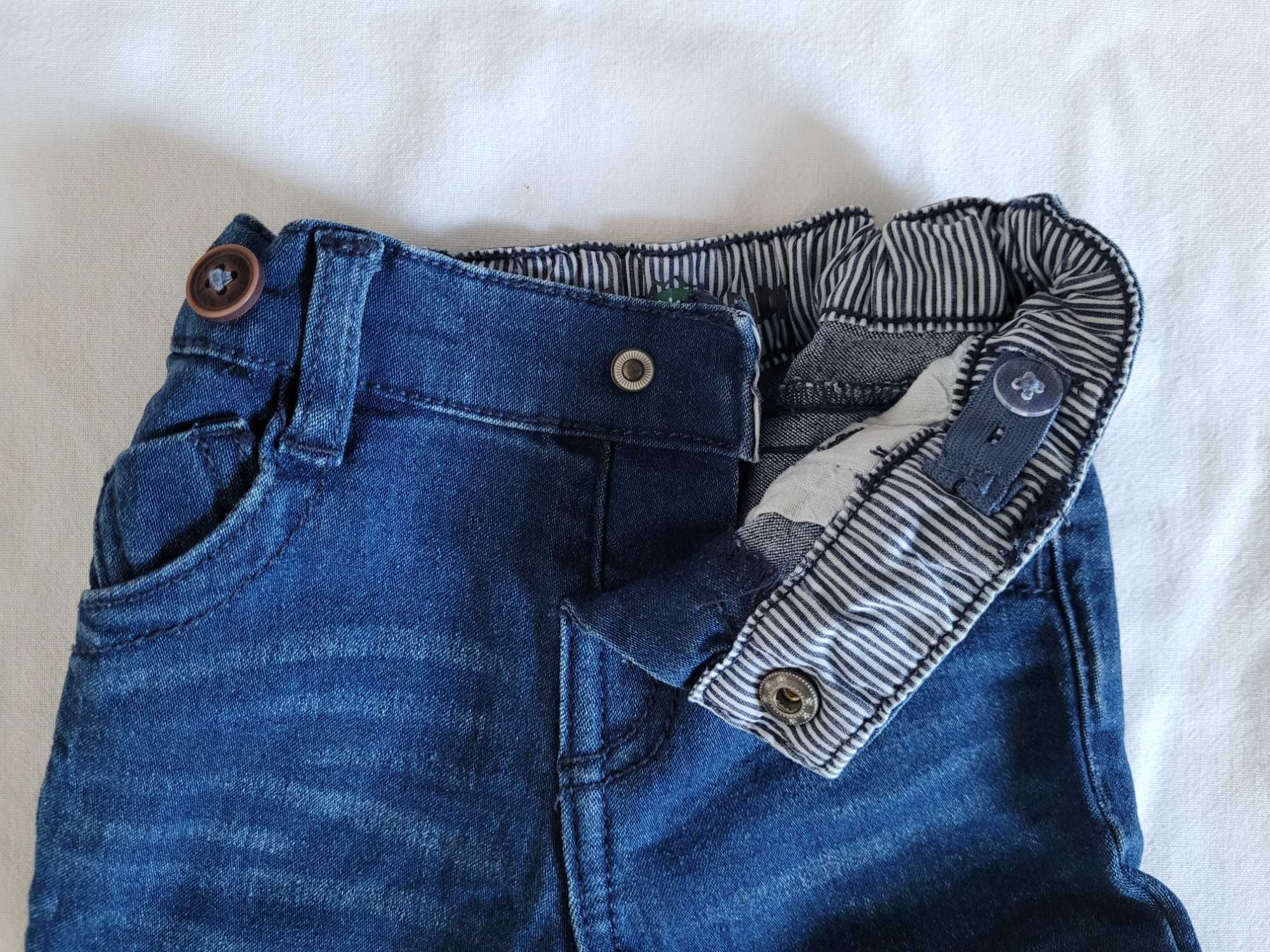Spodnie jeansowe z szelkami, rozm. 68