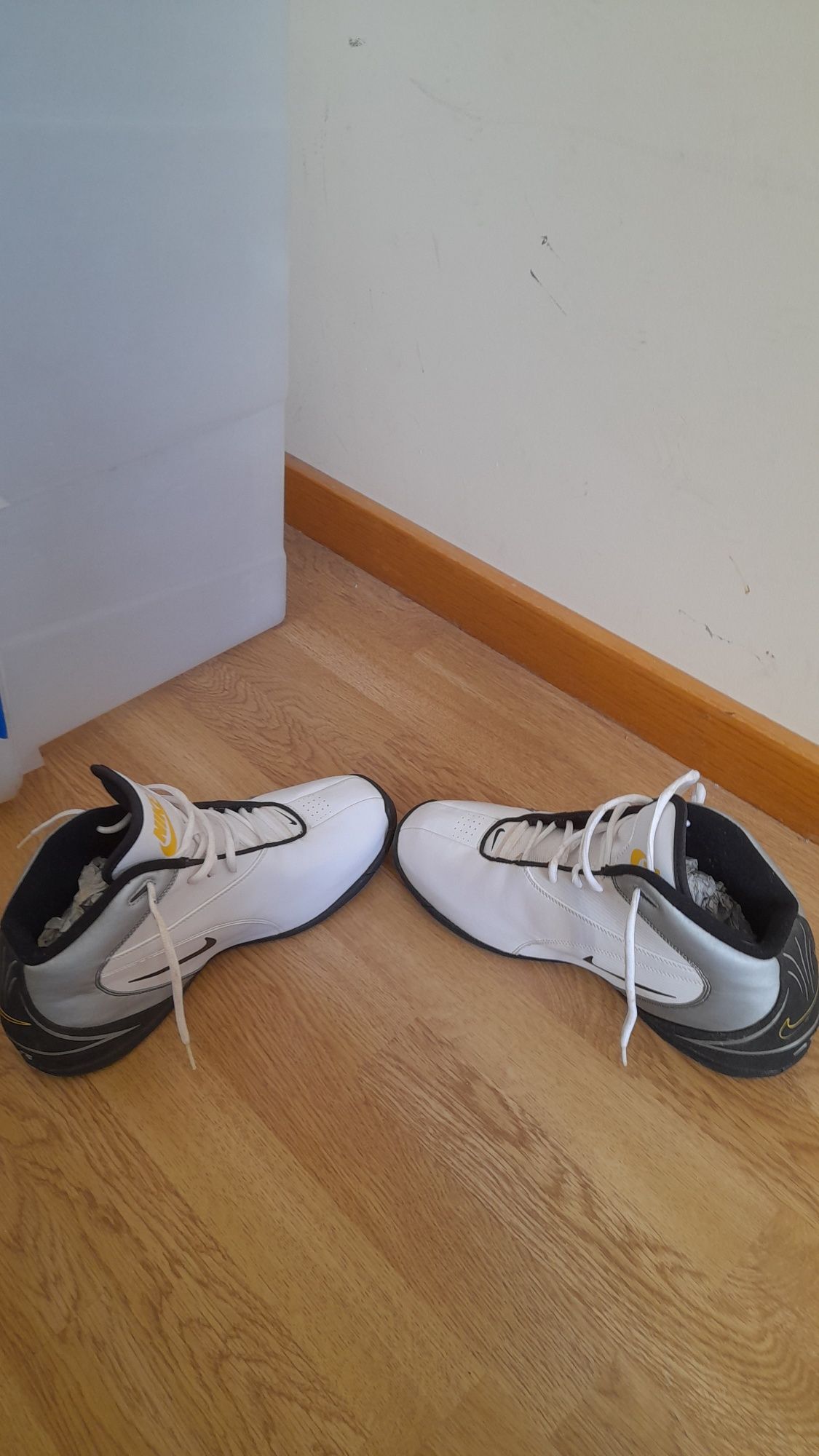 Vender um par de tenis da Nike AIR N: 46.