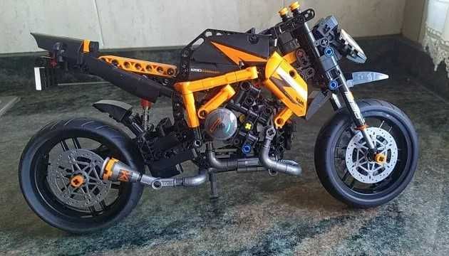 Motocykl KTM DUKE jak klocki Lego Technic