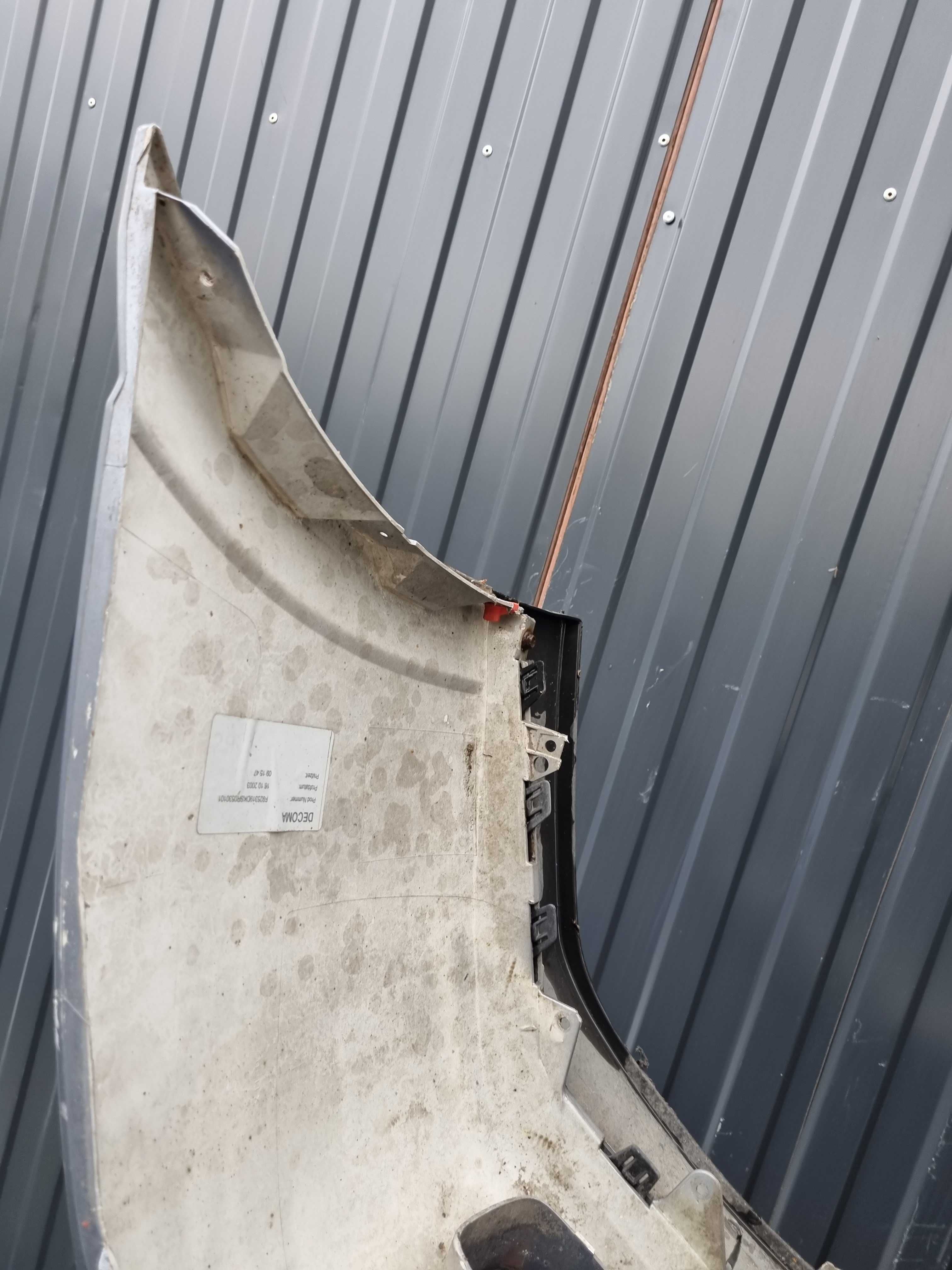 Opel Vectra C Zderzak Przód 4 PDC Kolor Z163