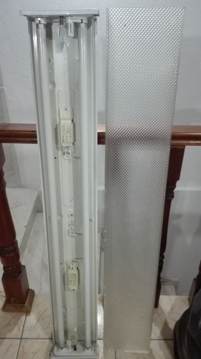 Armadura acrílica fluorescente