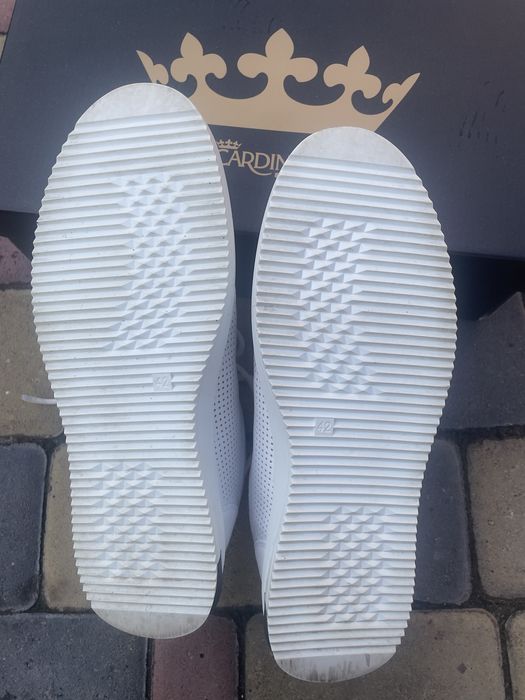 Шикарні кеди, кросівки мокасини