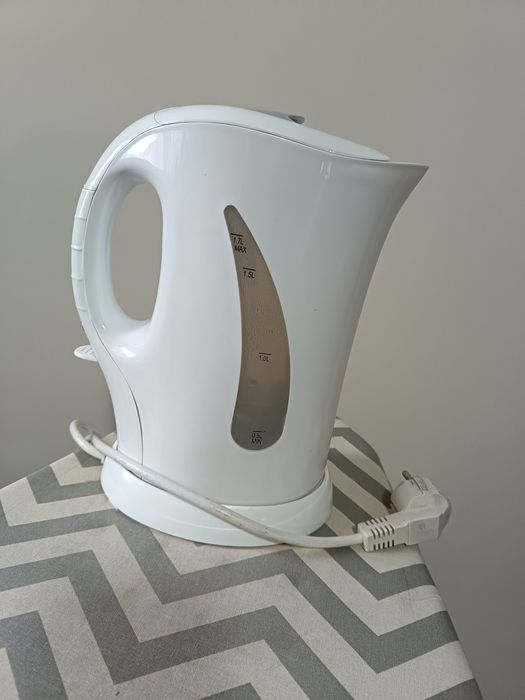 Jarro eléctrico 1,7litros Tristar