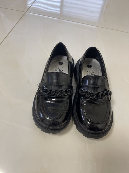 Туфлі для дівчинки