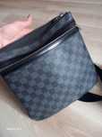 Torebka listonoszka Louis Vuitton