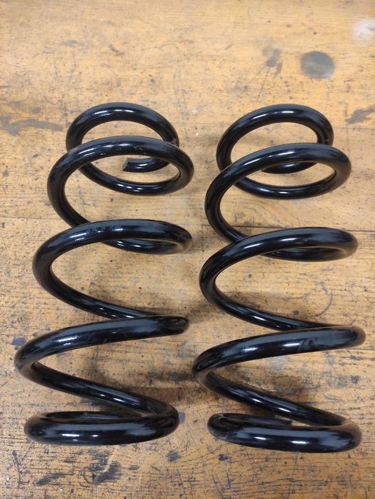 Sprężyny przód KYB RA1012 - Audi A4 B7 2,7TDI Sline S-line