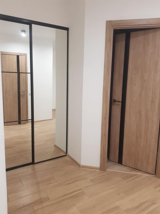 Оренда квартири Мельника 10