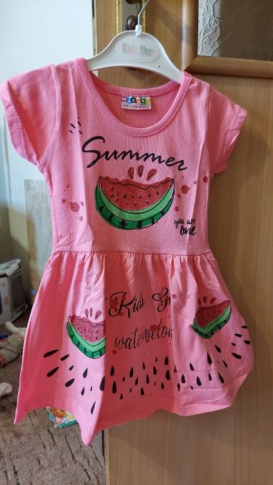 Продам детское платье на девочку