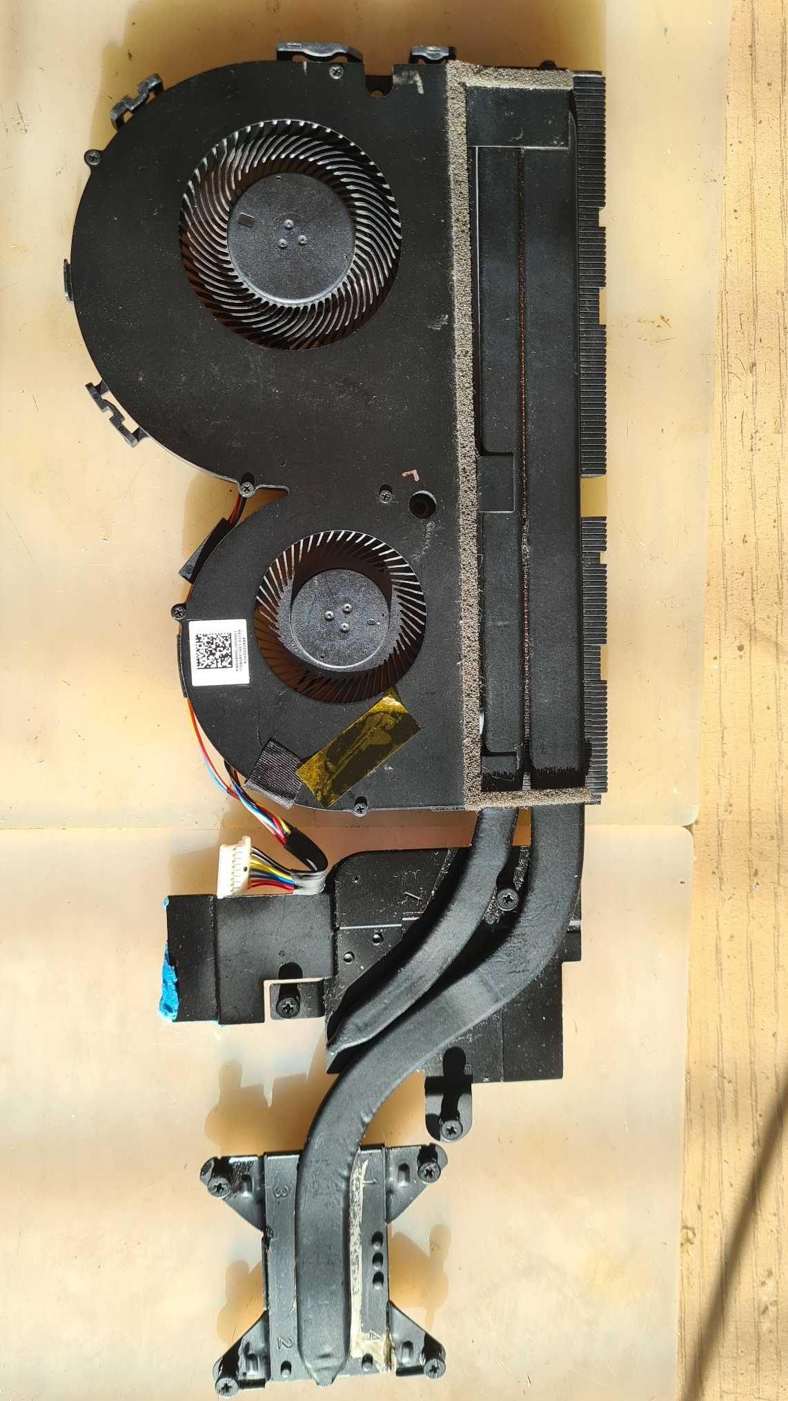 Lenovo 720-15ikb model 81C7 під відновлення