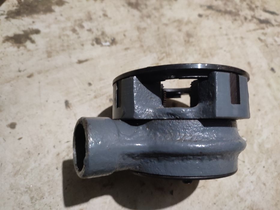 Продам клупп трубный,