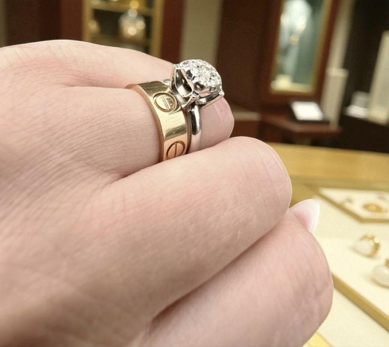 Золота обручка,каблучка в стилі Cartier Love,8 грам,750 про,17.2 р