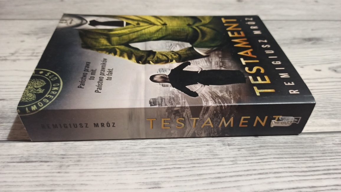 Książka Testament - R. Mróz