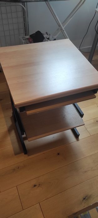 Biurko pod komputer / laptopa
