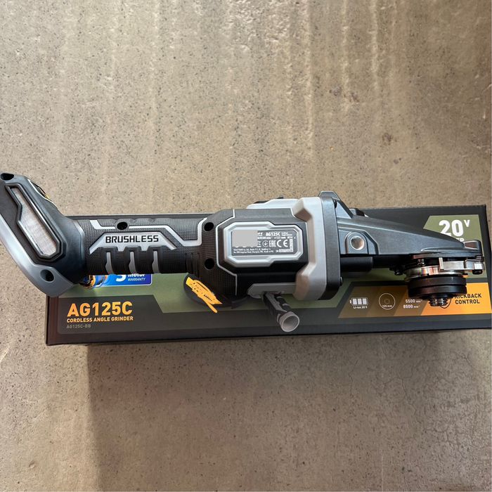 Акумуляторна болгарка Procraft industrial AG125С (без акб та зп)