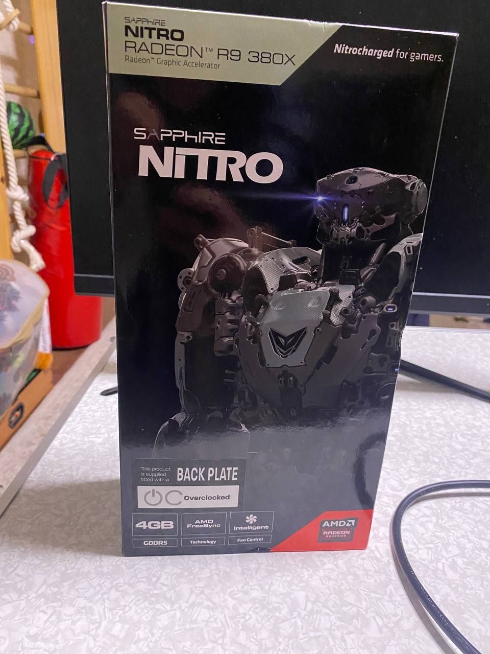 Видеокарта Radion Nitro R9 380x