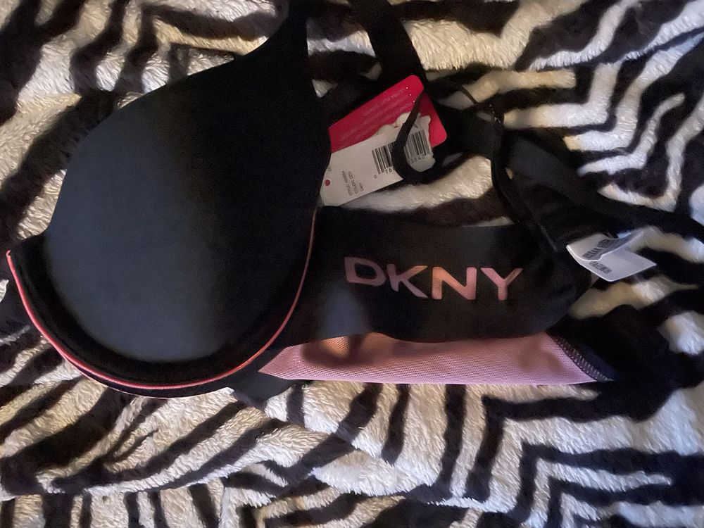 Stanik DKNY, nowy