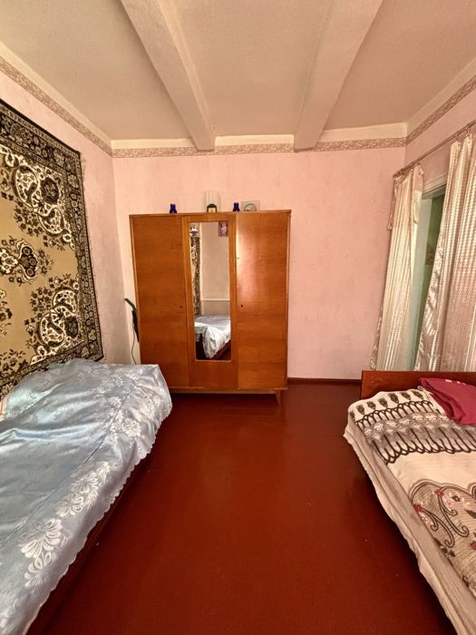 Продається затишний будинок в смт Рокитне житловий стан