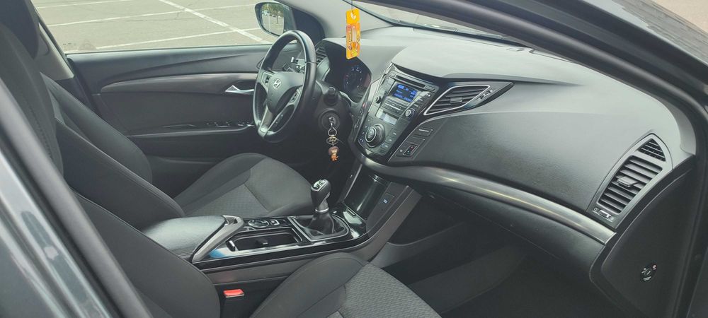 Продам авто Hyundai i40 2015