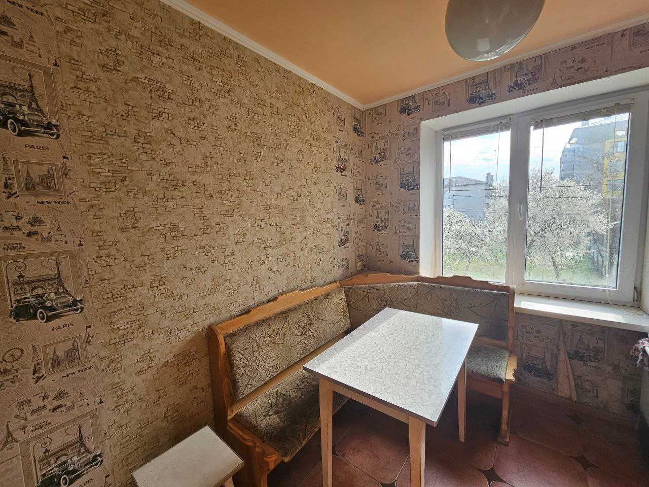 Оренда двокімнатної квартири по вул.Заньковецької  в м.Коломия