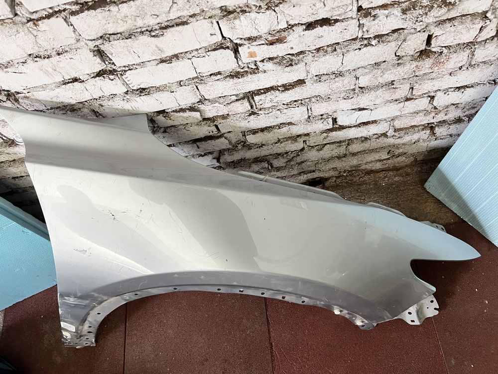 Крило переднє праве Mazda CX-9