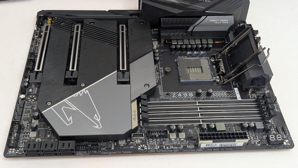 Топ Материнская плата Gigabyte Z490 Aorus Master Socket 1200\Гарантія!