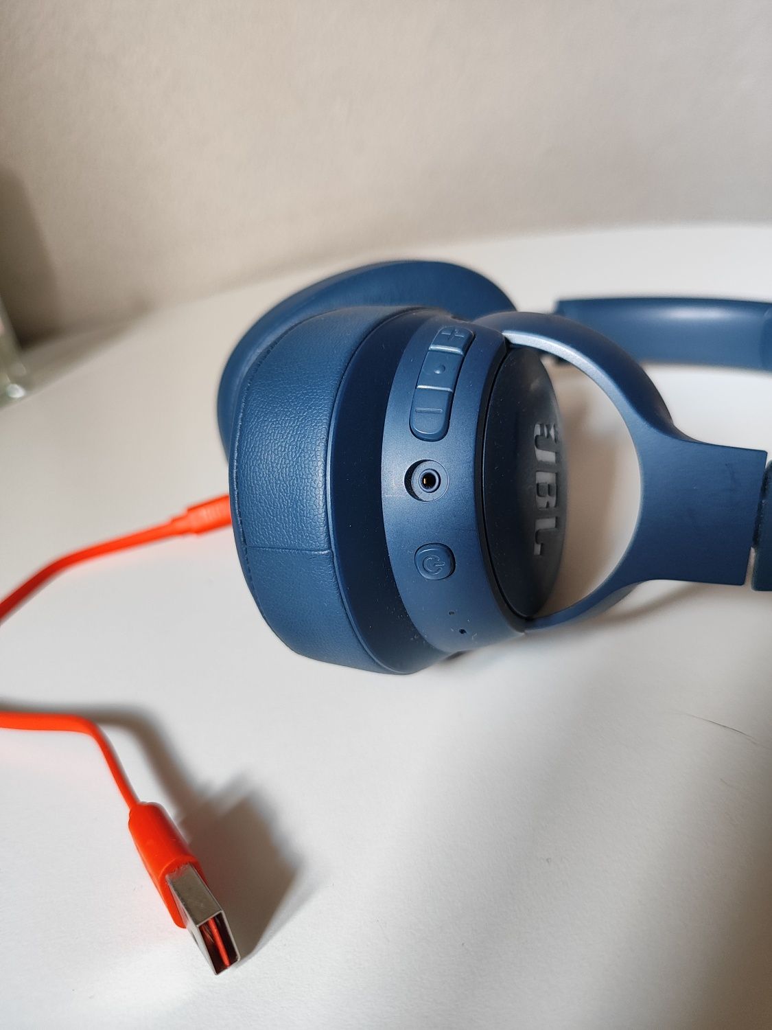 Słuchawki JBL Tune 710BT  Bezprzewodowe z potężnym basem
