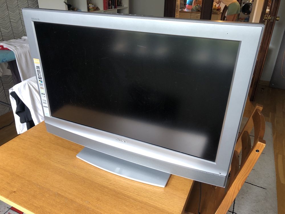 TV telewizor LCD SONY Bravia 32 cale KDL-32U2000