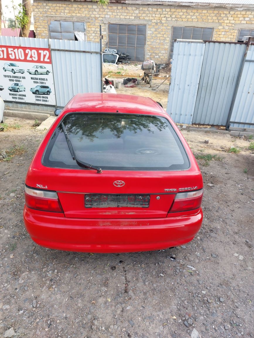 Toyota corolla e 100