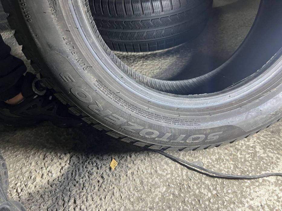 Автошини зимові Pirelli 205/60/16 (2шт)Резина,Колеса,Гума,Скати, Шини)